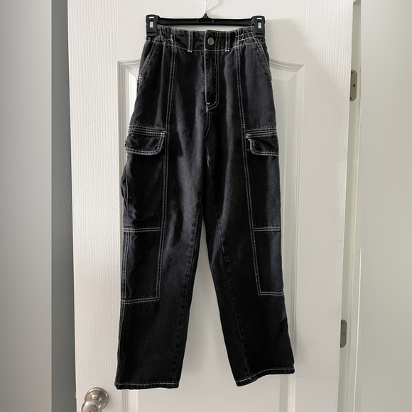 SHEIN Denim - SHEIN black high waisted cargo pants with white stitching and elastic waist. XS